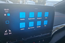 sininen Volkswagen ID.5 2023 kuva 18.