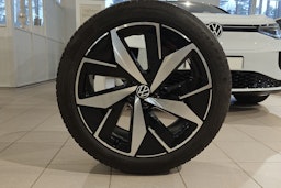 met. sininen Volkswagen ID.5 2023 kuva 13.