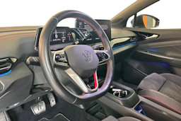 Sininen Volkswagen ID.5 2023 kuva 6.