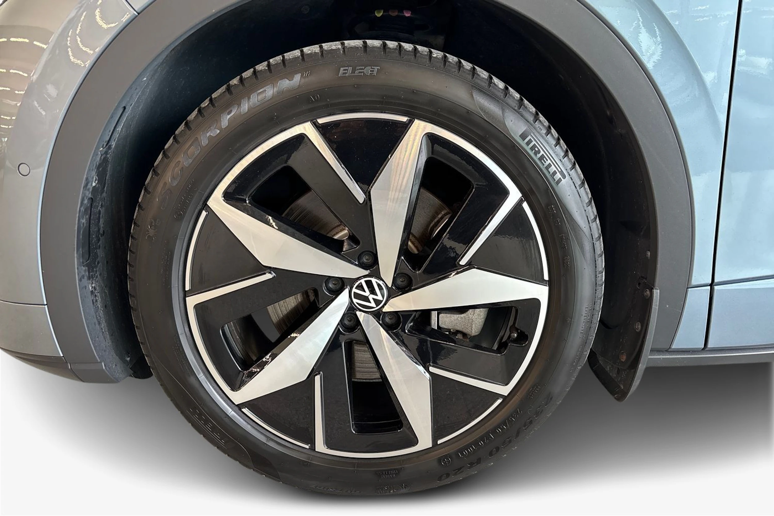 Sininen Volkswagen ID.5 2023 kuva 9.