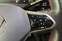 Sininen Volkswagen ID.5 2023 kuva 15.