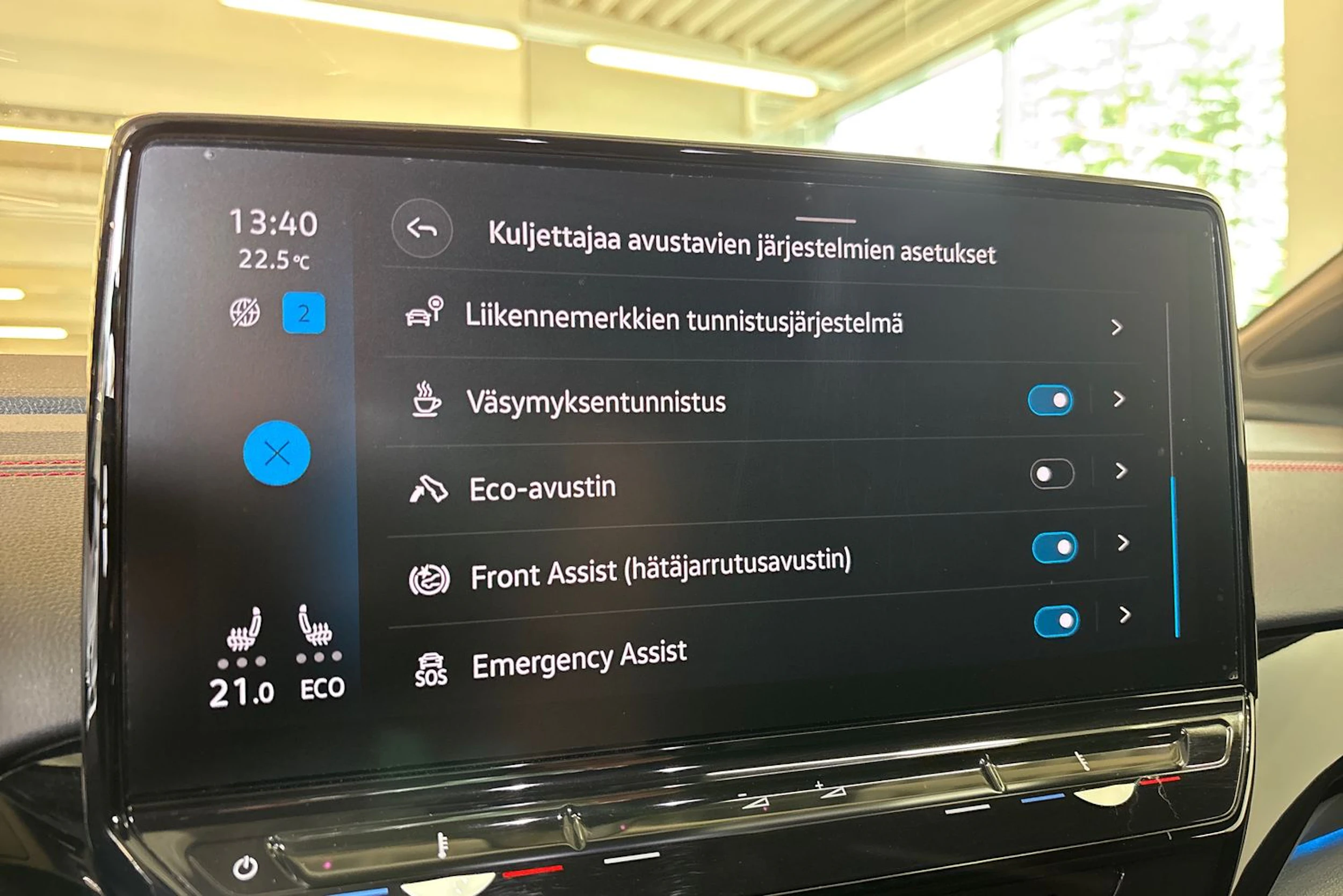 Sininen Volkswagen ID.5 2023 kuva 19.