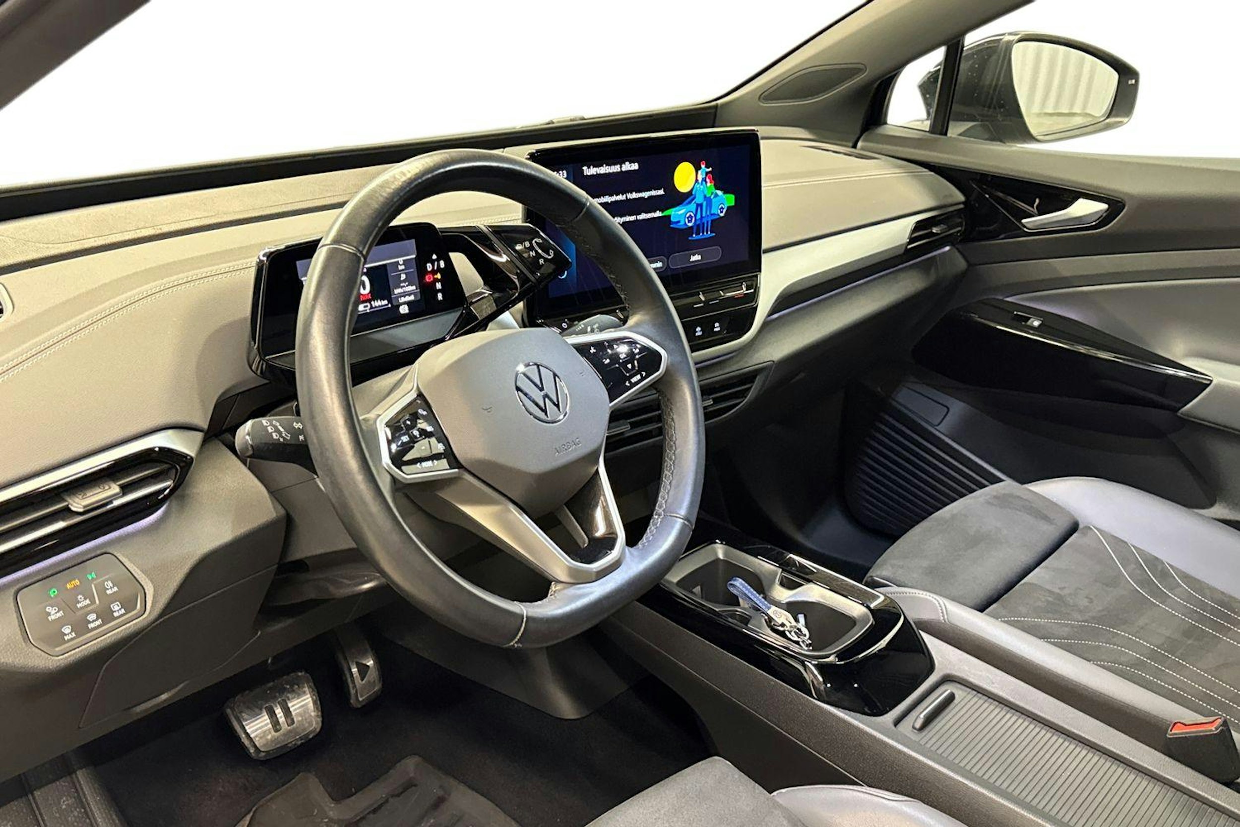 musta Volkswagen ID.5 2023 kuva 7.