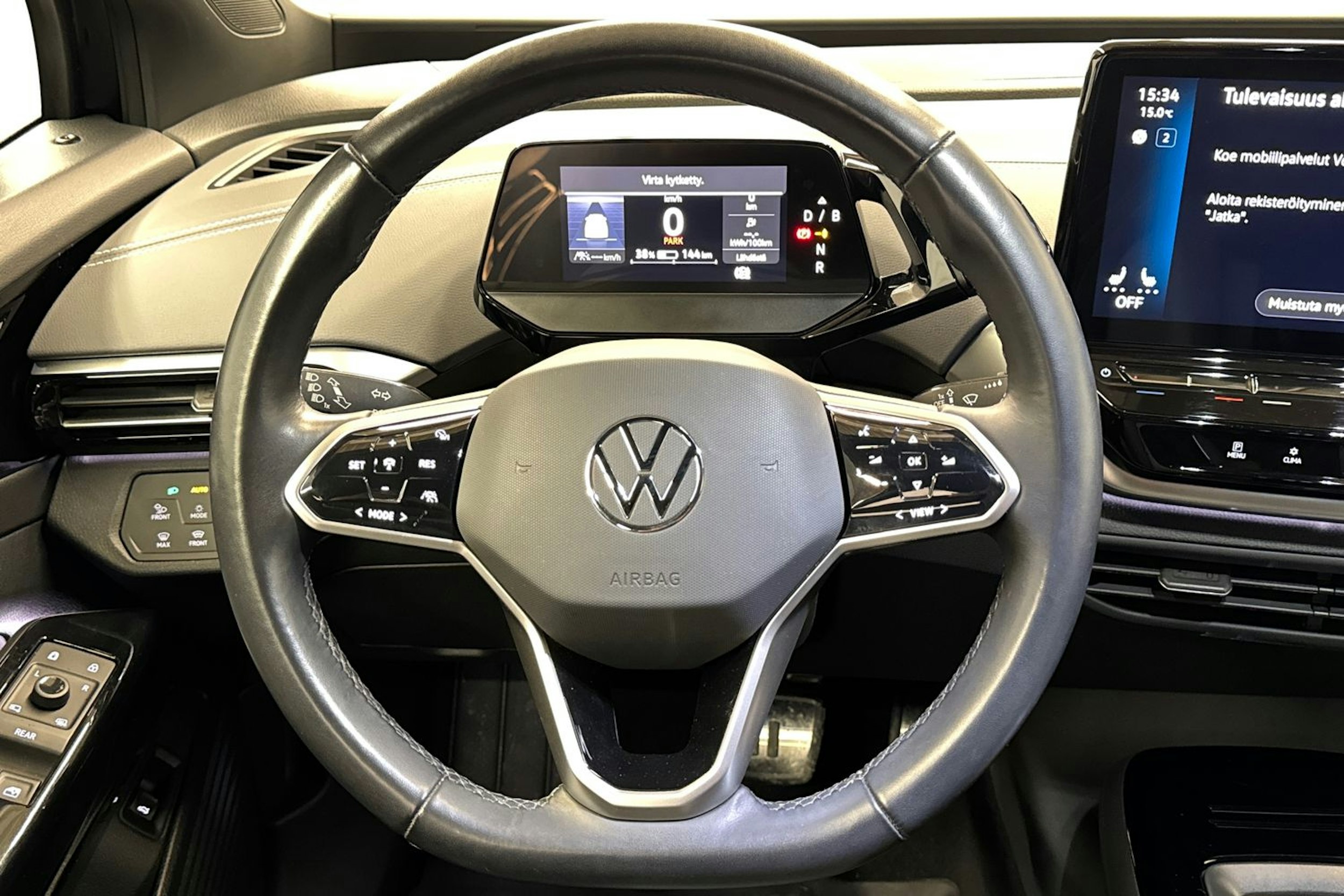 musta Volkswagen ID.5 2023 kuva 14.