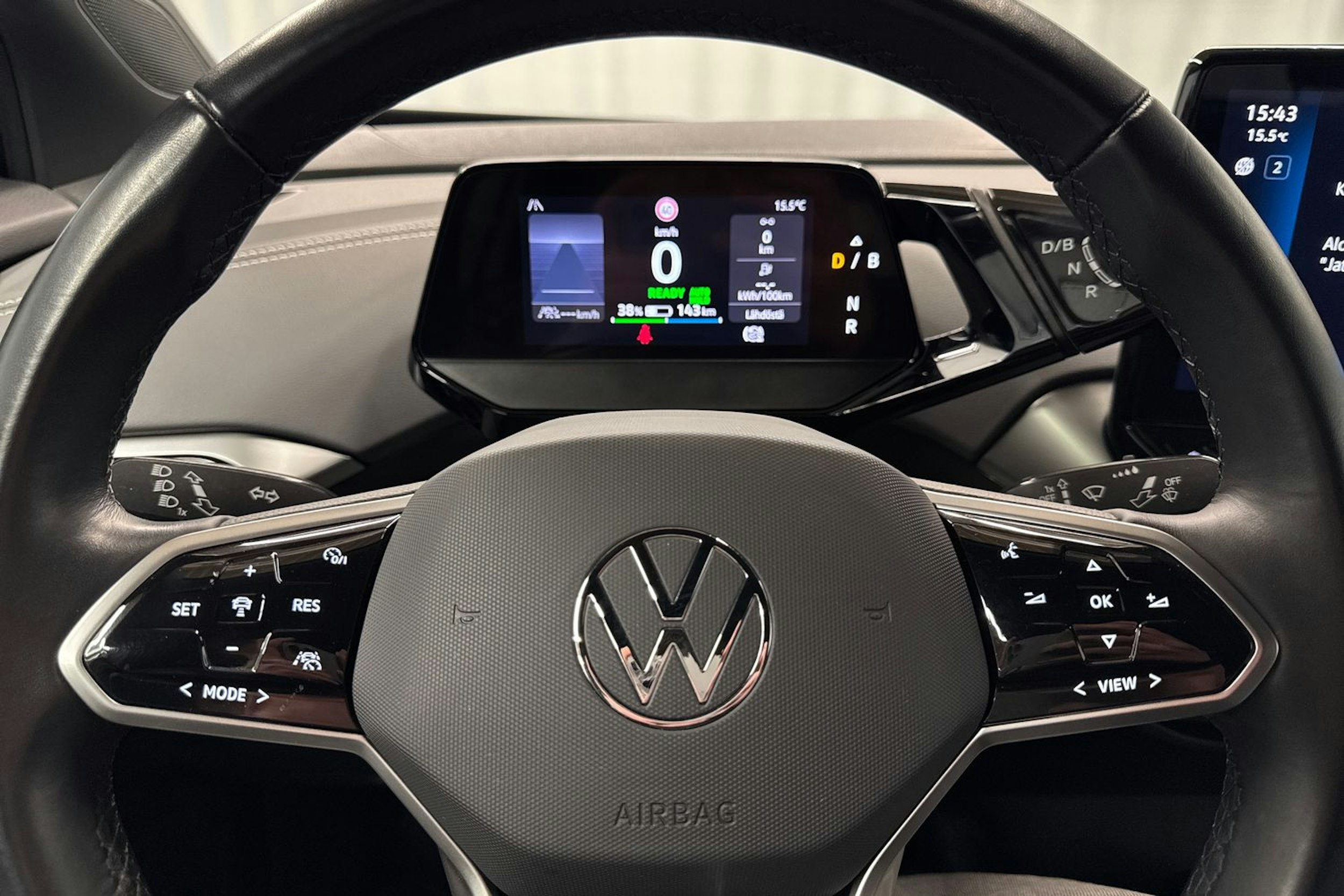 musta Volkswagen ID.5 2023 kuva 15.