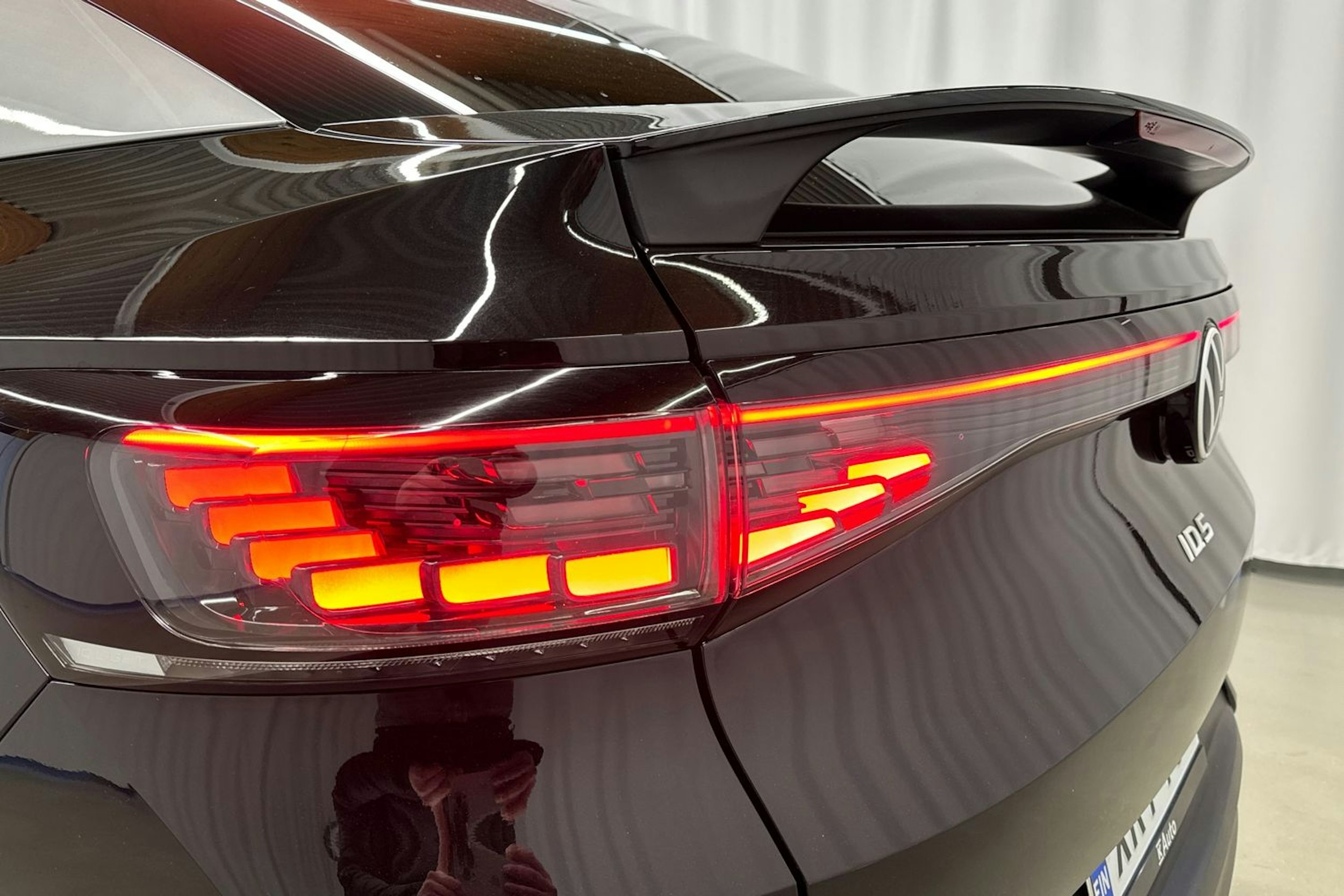 musta Volkswagen ID.5 2023 kuva 26.