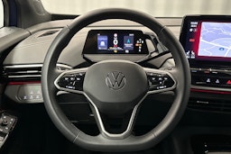 sininen Volkswagen ID.5 2023 kuva 17.