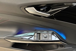 harmaa Volkswagen ID.5 2023 kuva 18.