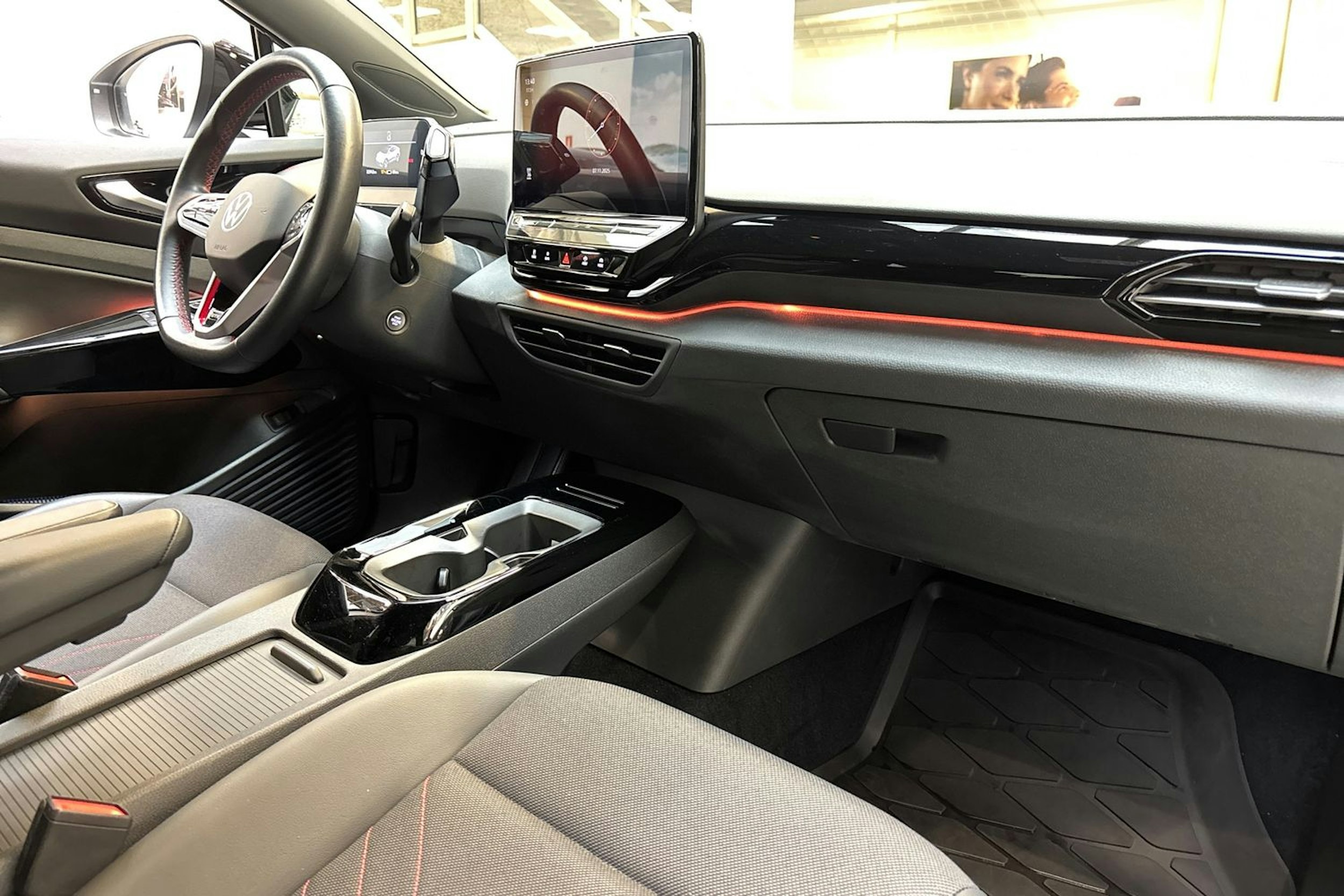 harmaa Volkswagen ID.5 2023 kuva 28.