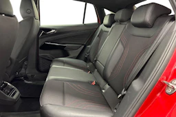 punainen Volkswagen ID.5 2023 kuva 11.