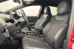 punainen Volkswagen ID.5 2023 kuva 15.