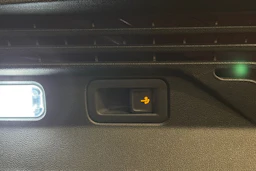 punainen Volkswagen ID.5 2023 kuva 28.