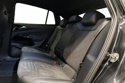 musta Volkswagen ID.5 2023 kuva 11.