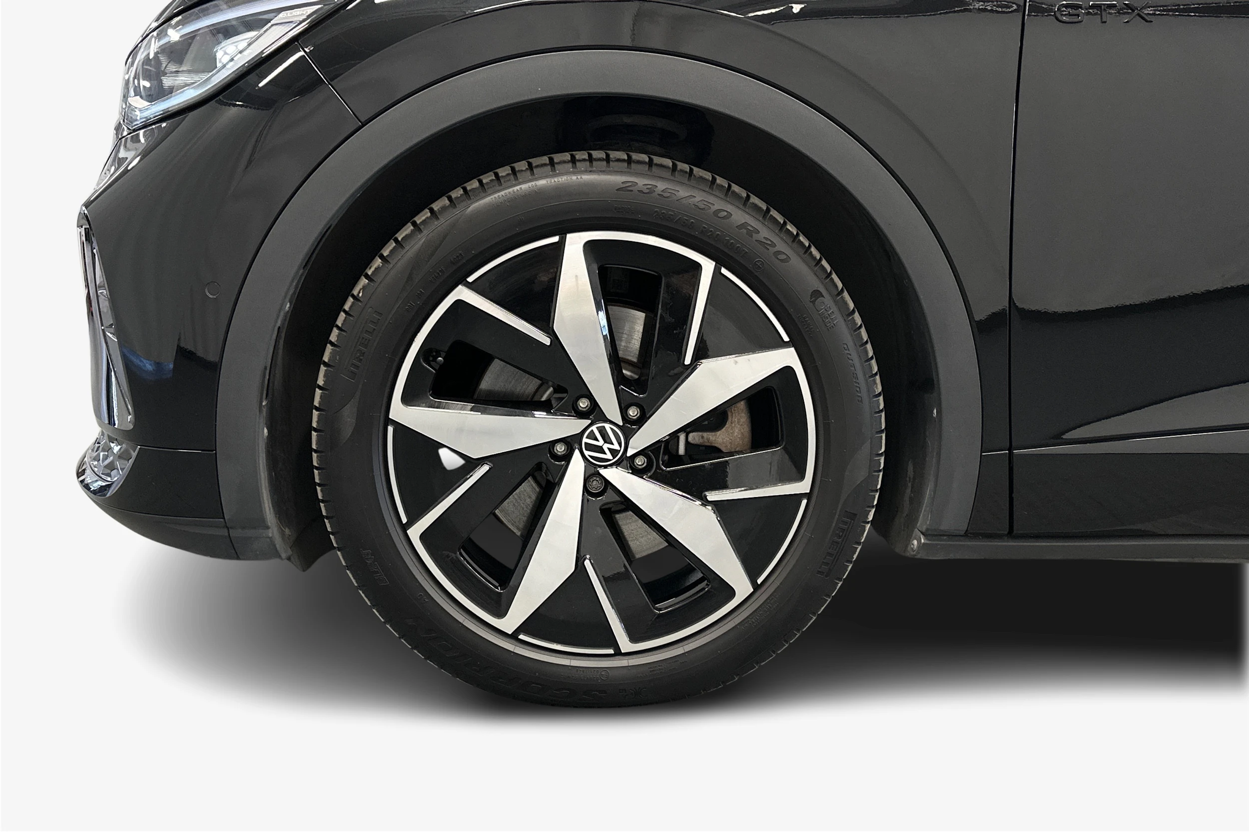 musta Volkswagen ID.5 2023 kuva 12.