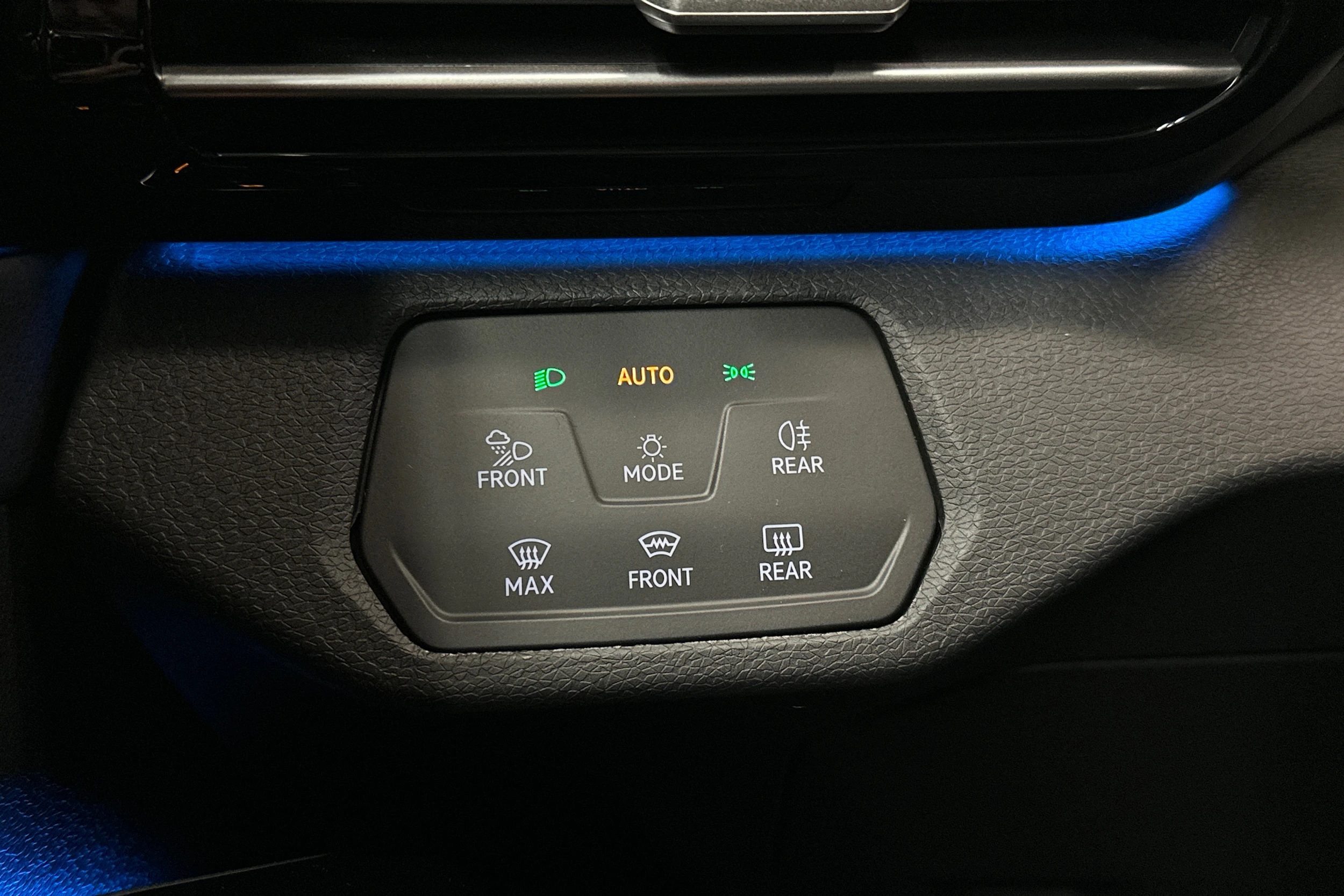 musta Volkswagen ID.5 2023 kuva 23.