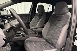 musta Volkswagen ID.5 2023 kuva 16.