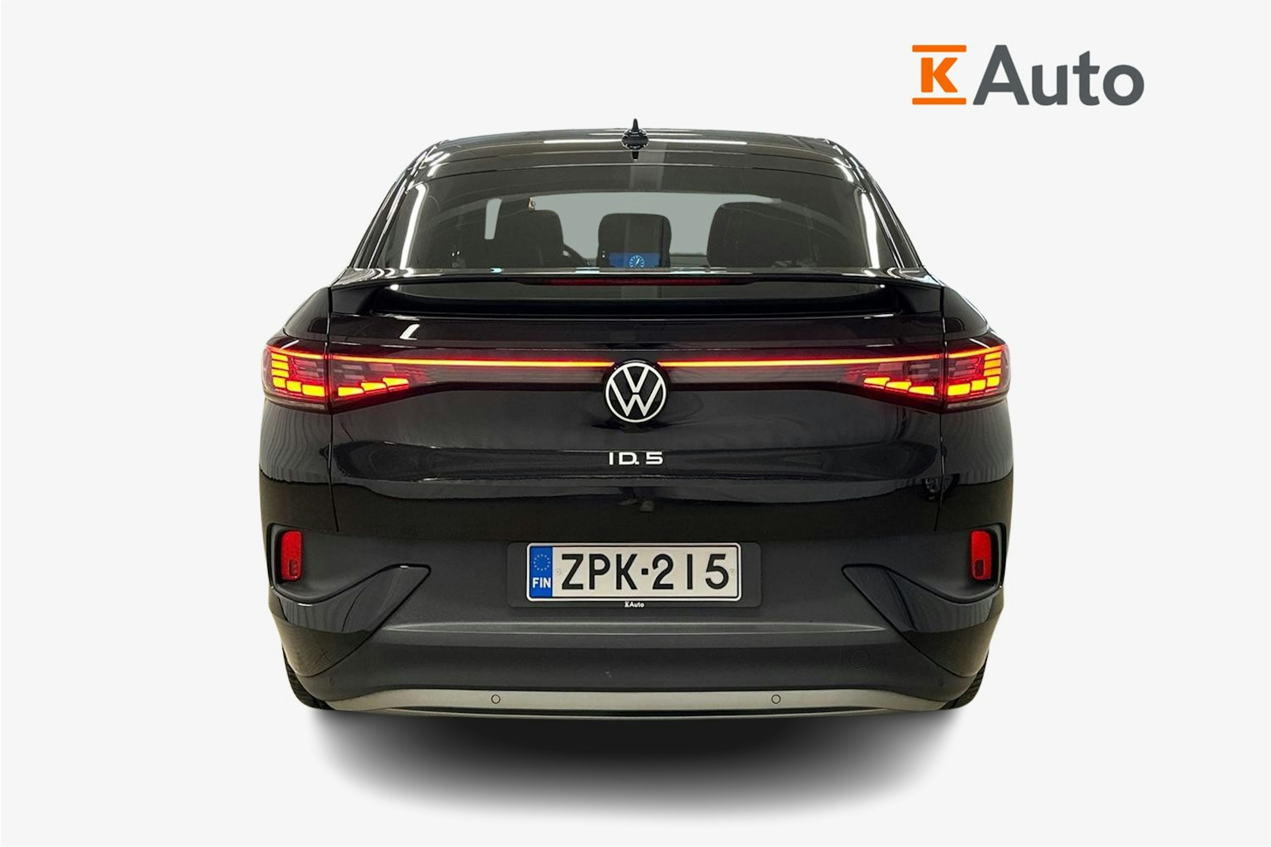 musta Volkswagen ID.5 2023 kuva 3.