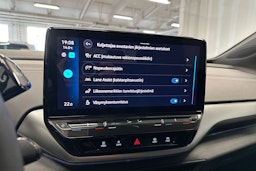 musta Volkswagen ID.5 2023 kuva 22.