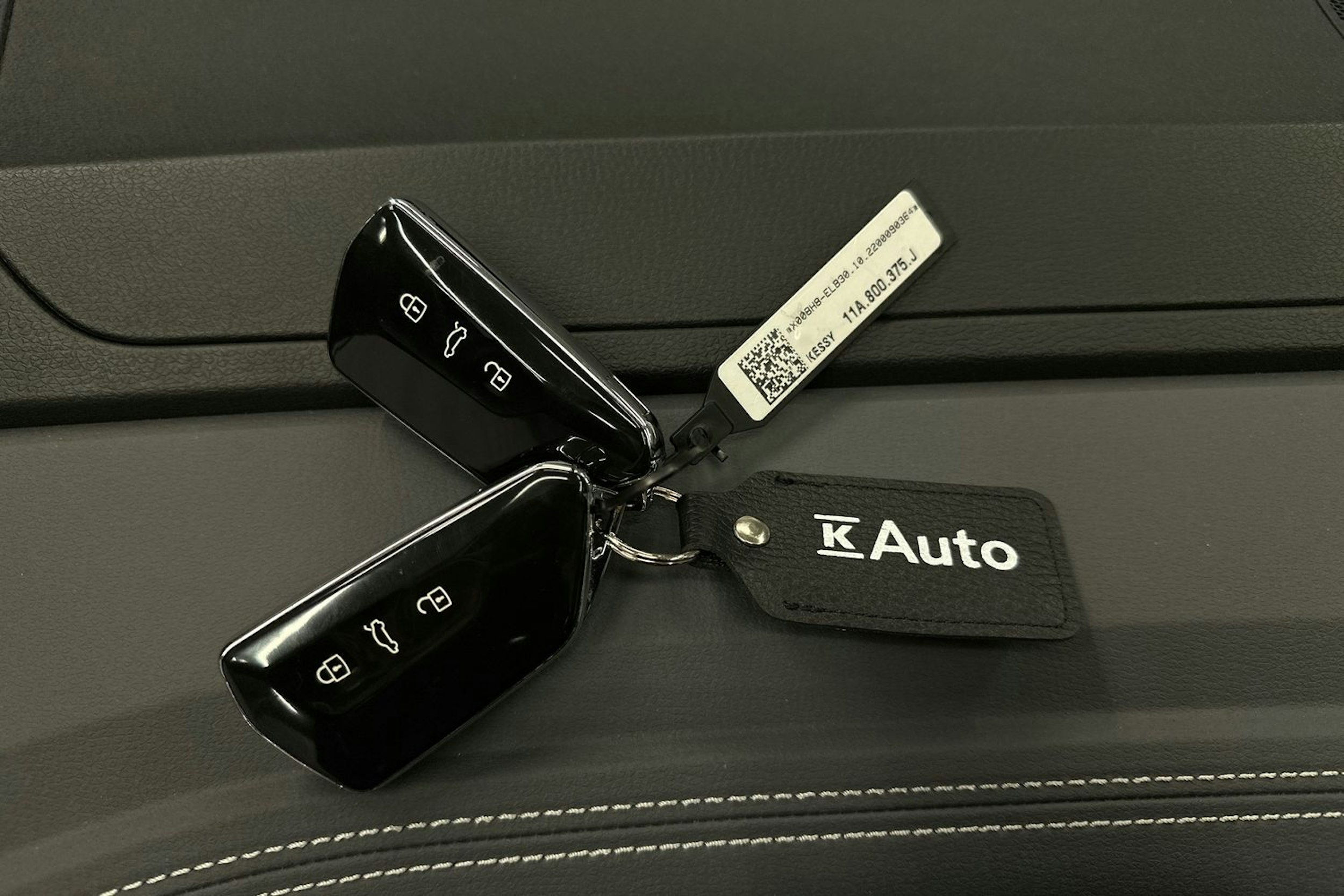 harmaa Volkswagen ID.5 2023 kuva 33.