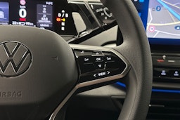 sininen Volkswagen ID.5 2023 kuva 19.