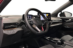 punainen Volkswagen ID.5 2024 kuva 7.