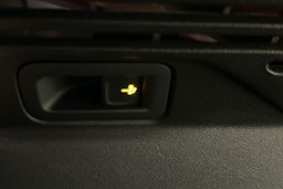 punainen Volkswagen ID.5 2024 kuva 20.