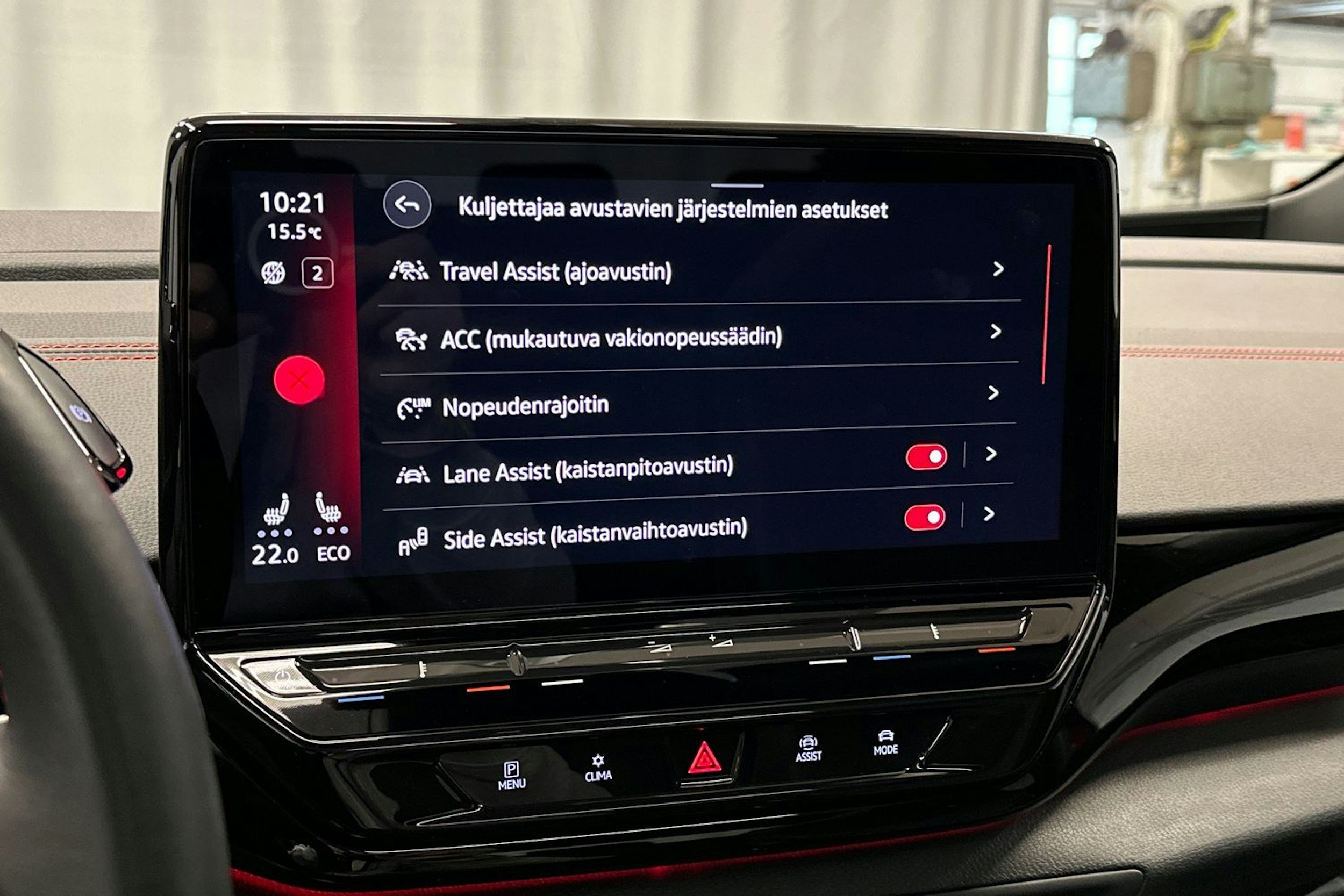 punainen Volkswagen ID.5 2024 kuva 28.