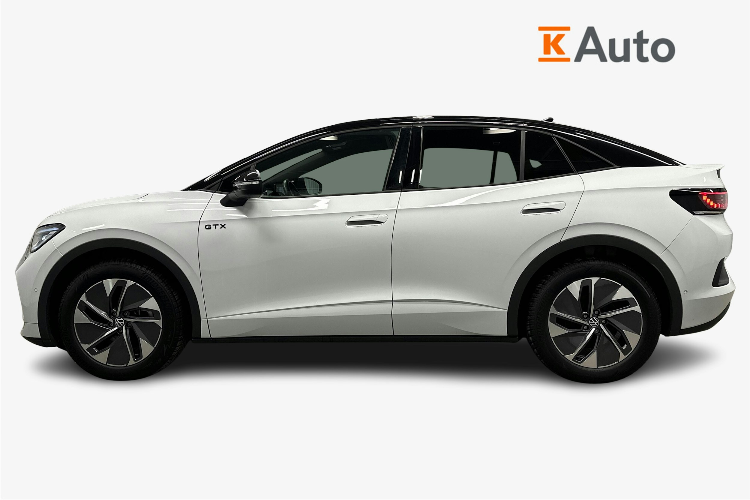 valkoinen Volkswagen ID.5 2024 kuva 6.