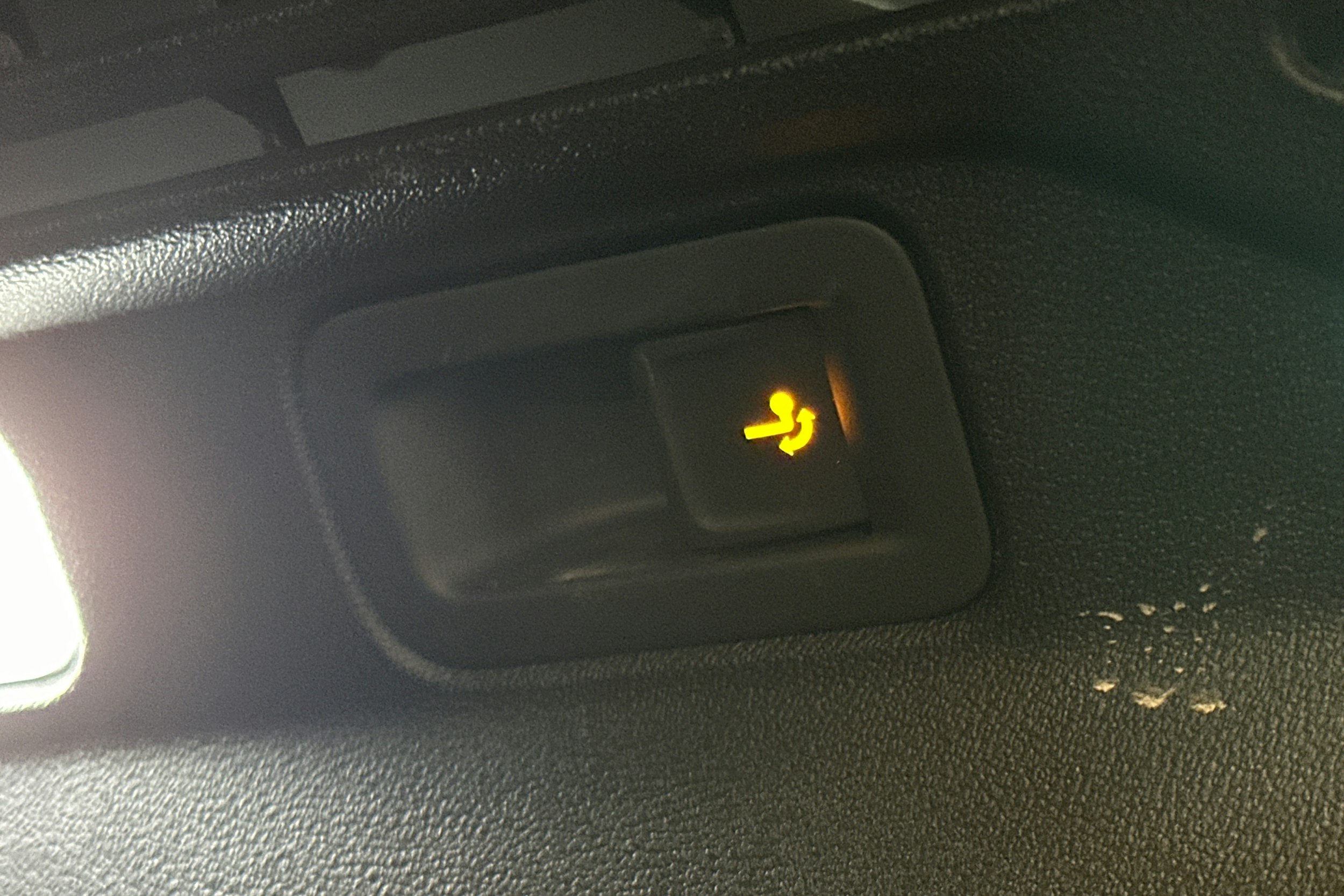 valkoinen Volkswagen ID.5 2024 kuva 16.