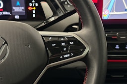 valkoinen Volkswagen ID.5 2024 kuva 23.