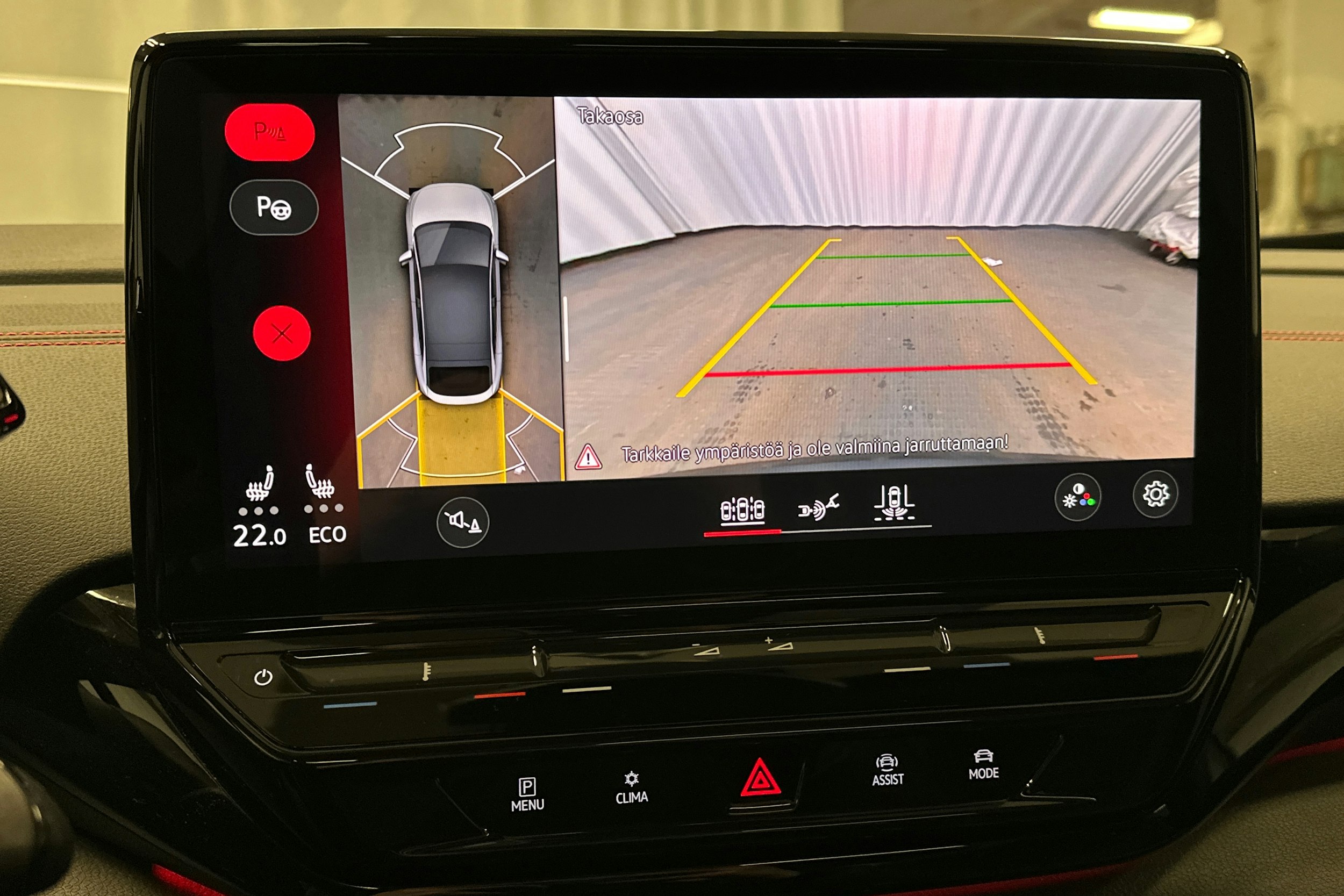 valkoinen Volkswagen ID.5 2024 kuva 32.