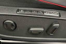 valkoinen Volkswagen ID.5 2024 kuva 19.