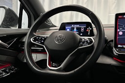 valkoinen Volkswagen ID.5 2024 kuva 21.