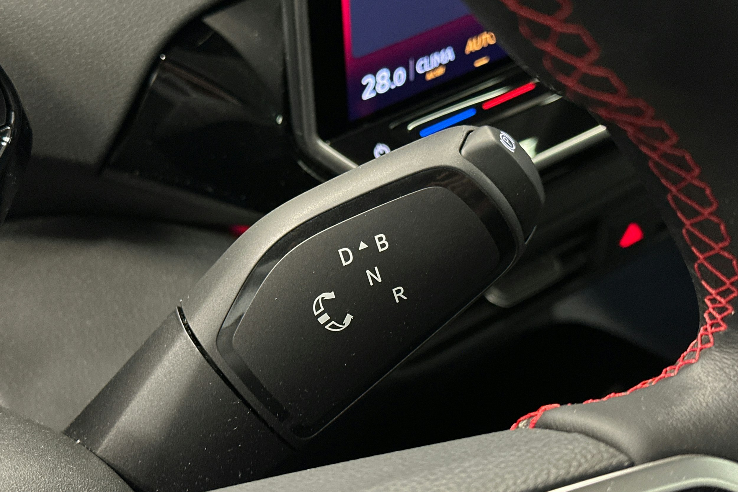 valkoinen Volkswagen ID.5 2024 kuva 25.