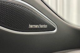 valkoinen Volkswagen ID.5 2024 kuva 37.