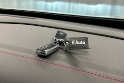 valkoinen Volkswagen ID.5 2024 kuva 30.