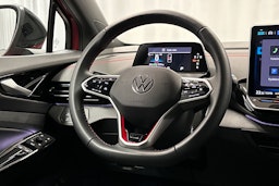 punainen Volkswagen ID.5 2025 kuva 14.