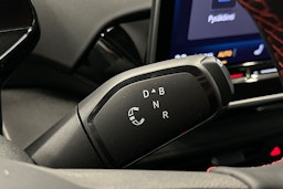punainen Volkswagen ID.5 2025 kuva 21.
