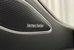 sininen Volkswagen ID.5 2025 kuva 33.