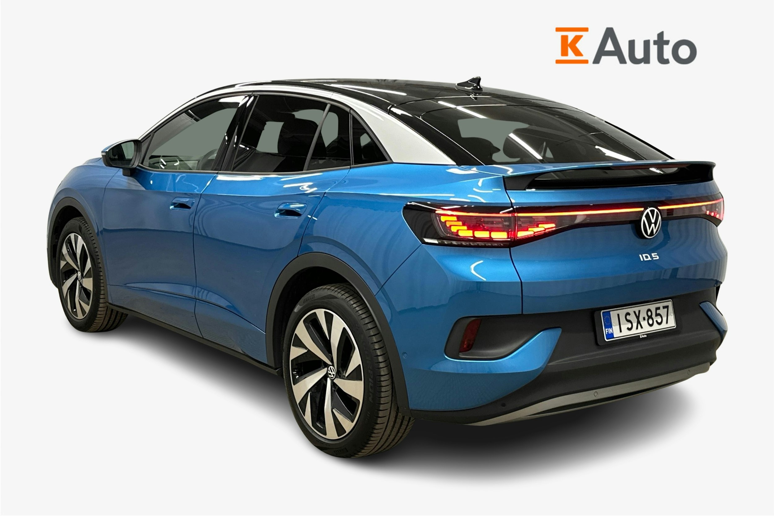 sininen Volkswagen ID.5 2025 kuva 2.