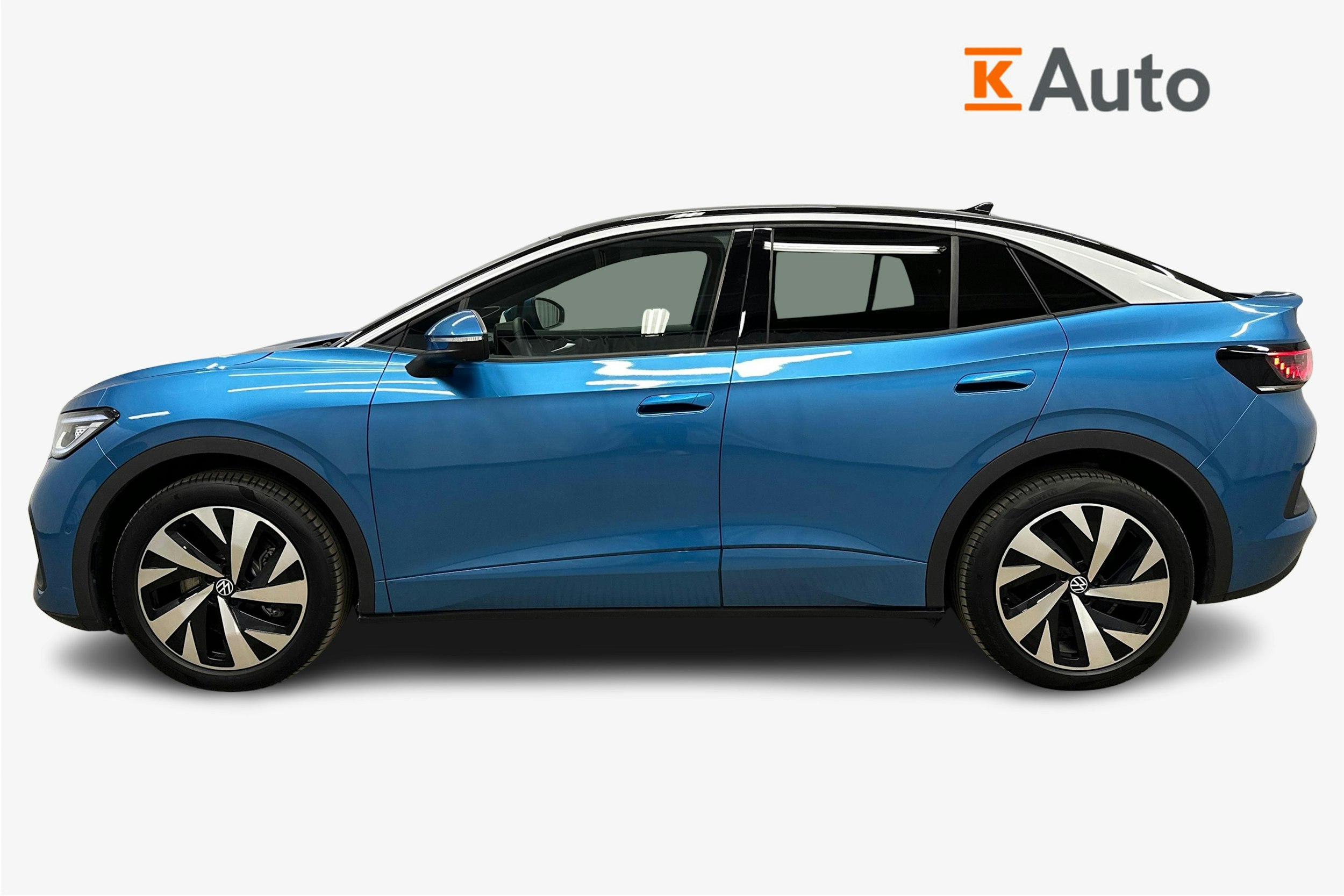 sininen Volkswagen ID.5 2025 kuva 6.