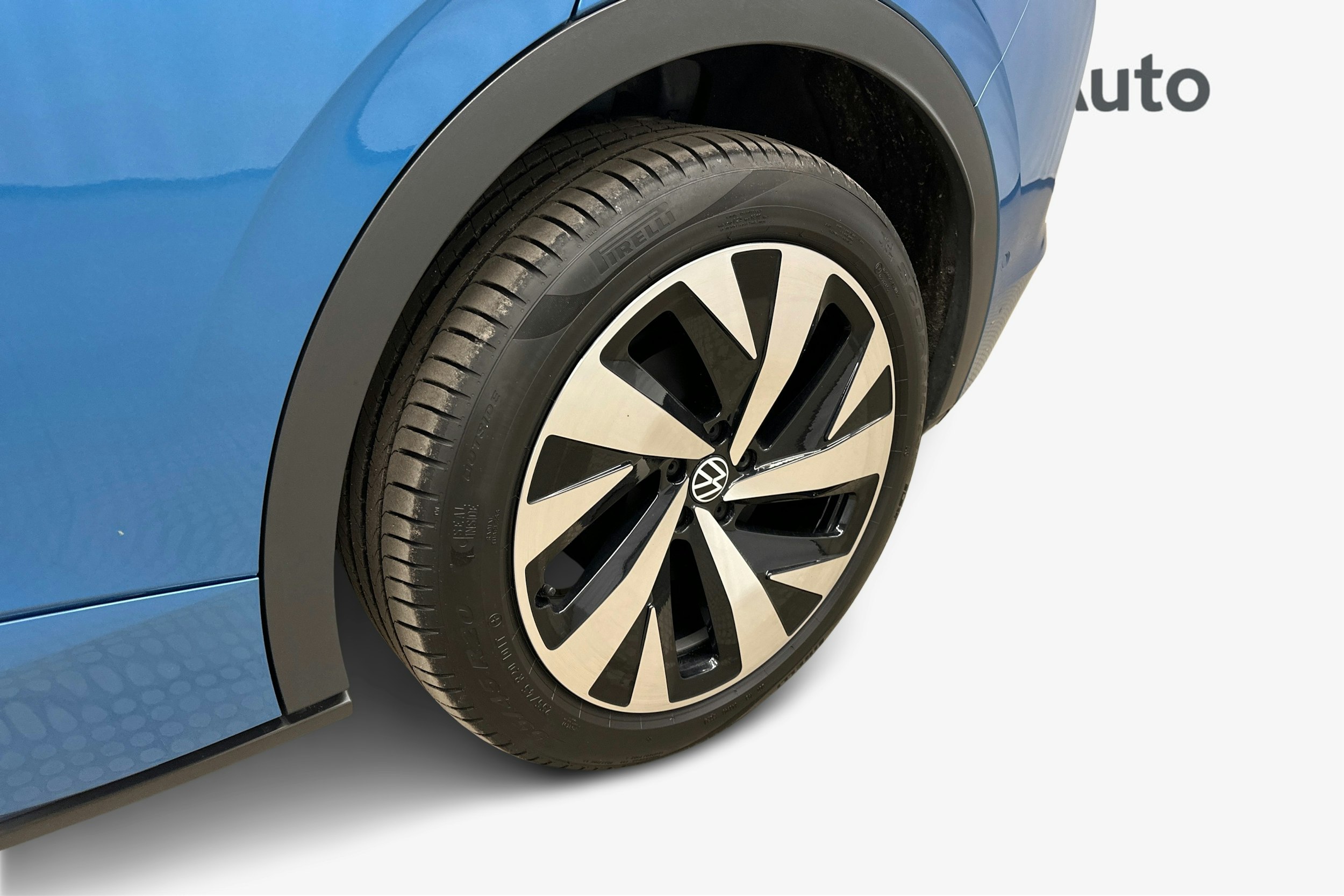 sininen Volkswagen ID.5 2025 kuva 11.