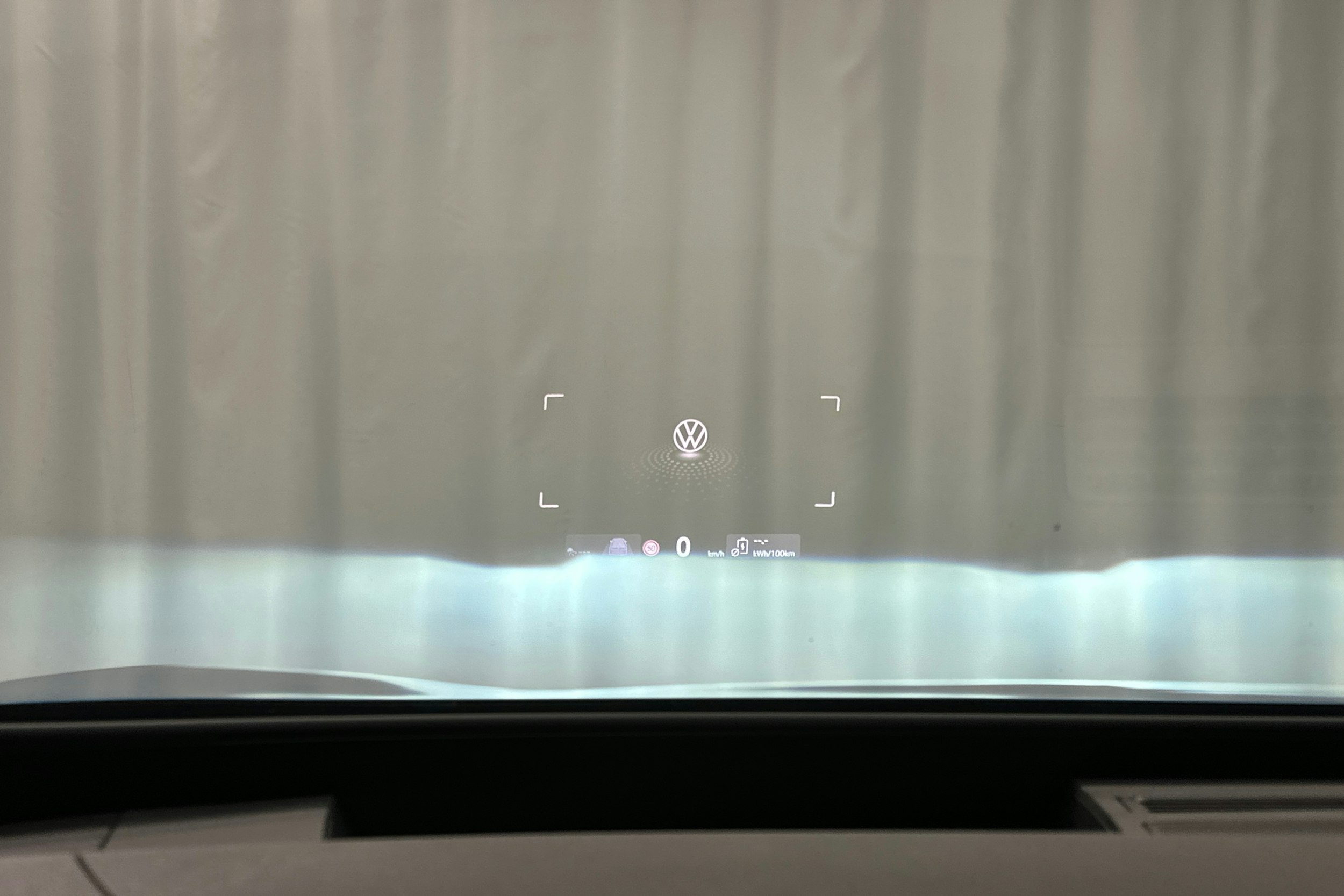 sininen Volkswagen ID.5 2025 kuva 16.