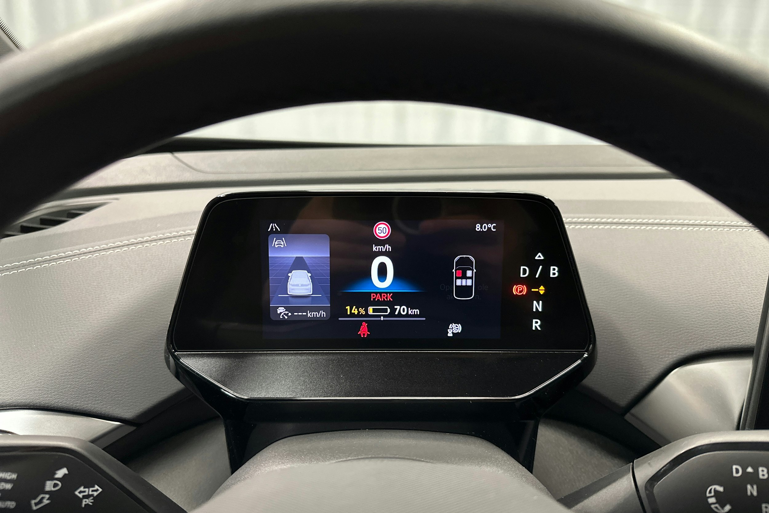 sininen Volkswagen ID.5 2025 kuva 17.