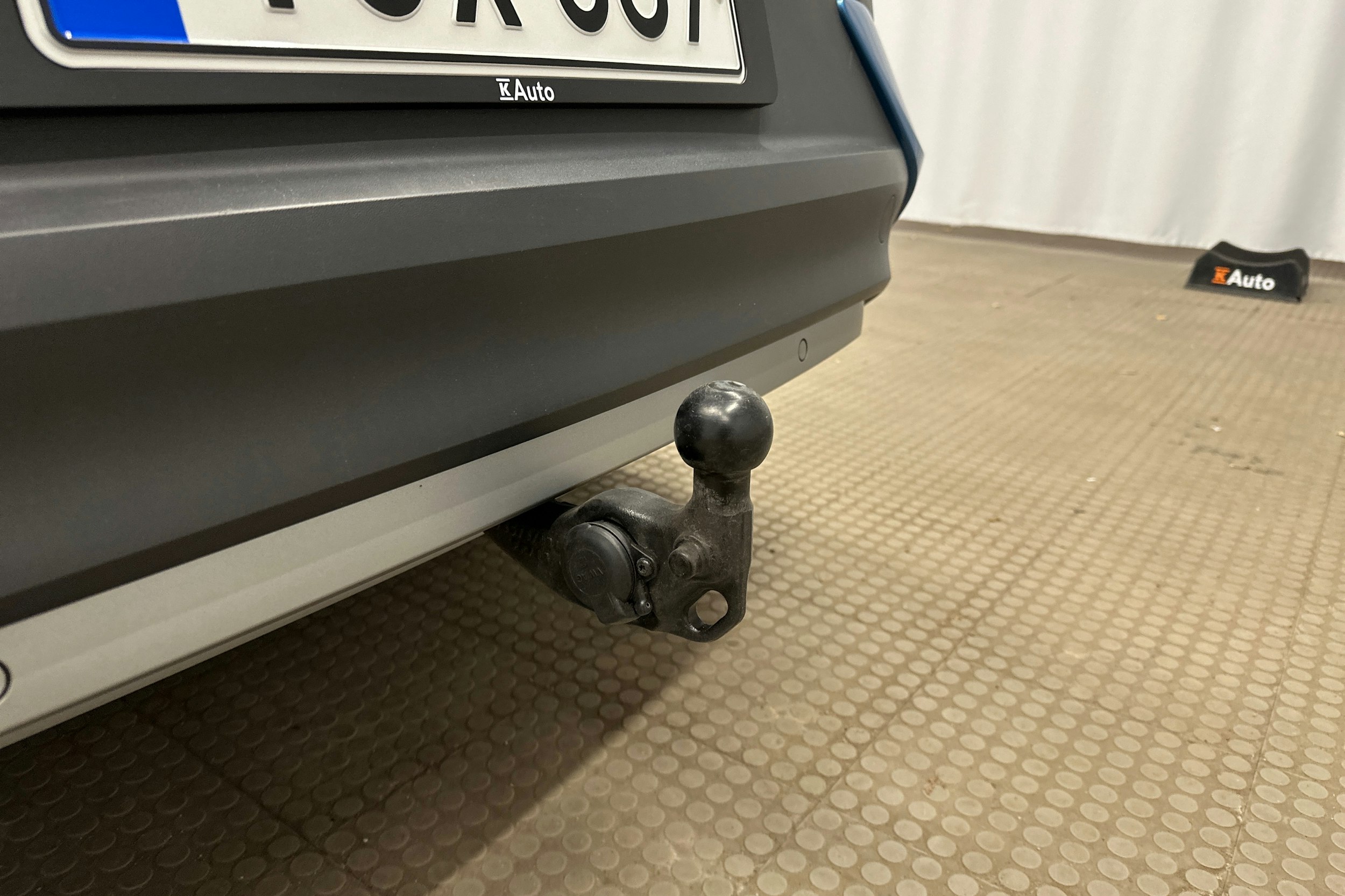 sininen Volkswagen ID.5 2025 kuva 34.