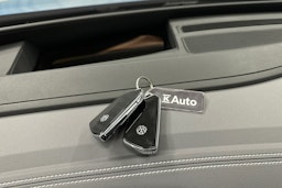 sininen Volkswagen ID.5 2025 kuva 36.