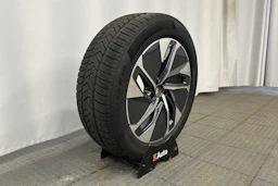 musta Volkswagen ID.5 2025 kuva 13.