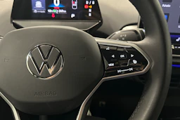 musta Volkswagen ID.5 2025 kuva 16.