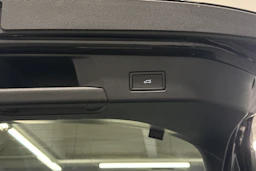 musta Volkswagen ID.5 2025 kuva 46.