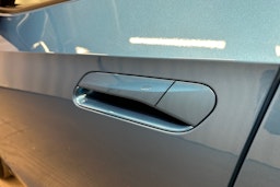 sininen Volkswagen ID.5 2025 kuva 29.